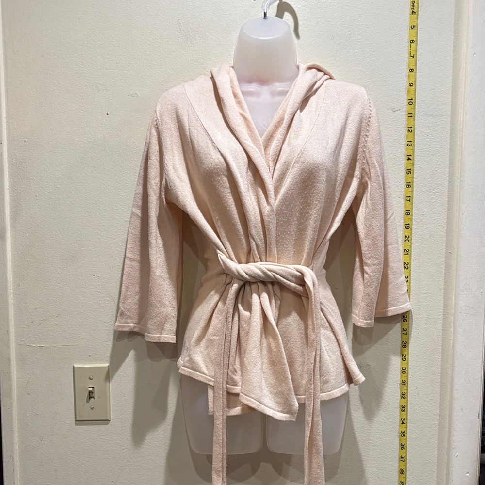 AKIRA Light Pink Hooded Robe
